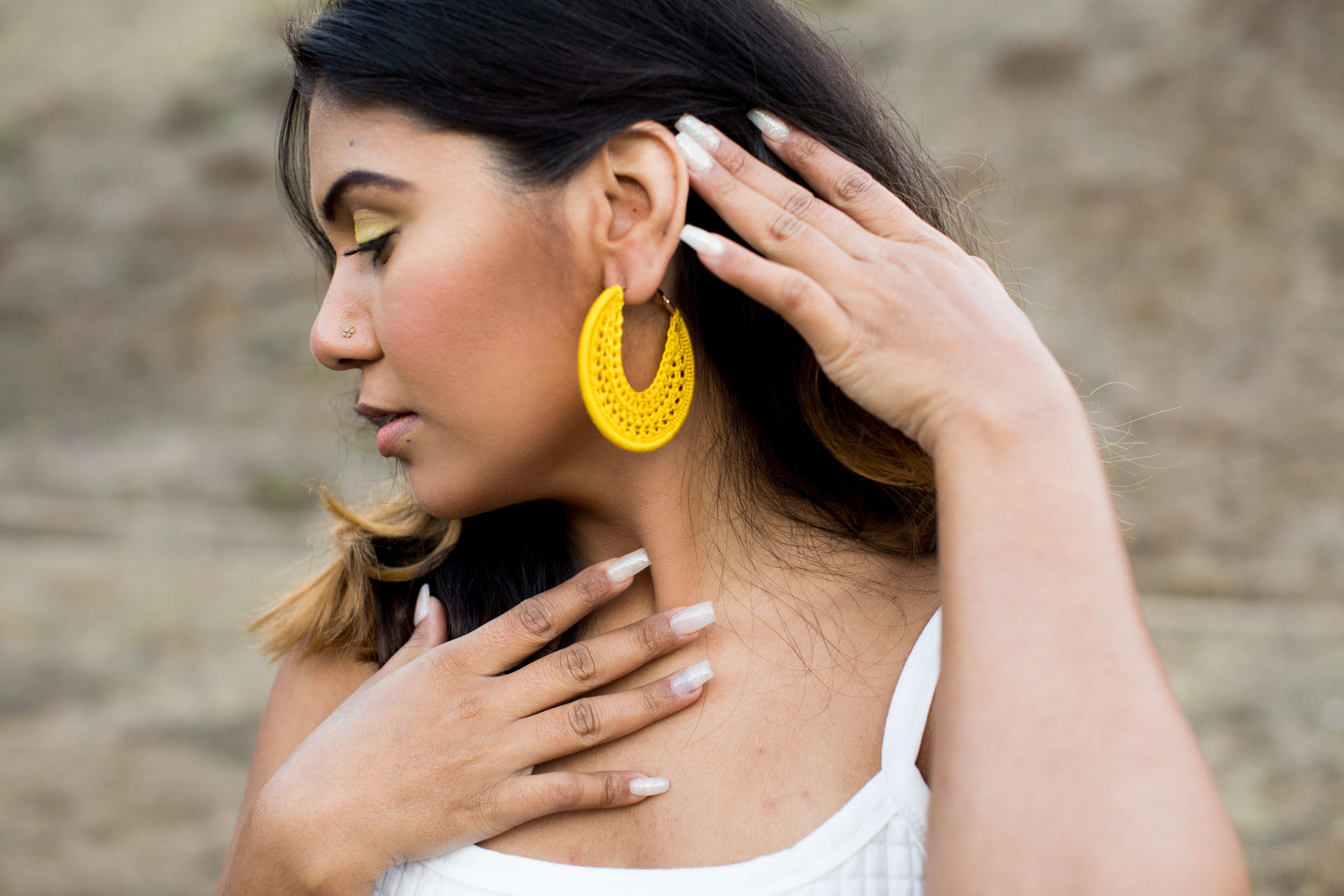 Lisa Earrings Maroon