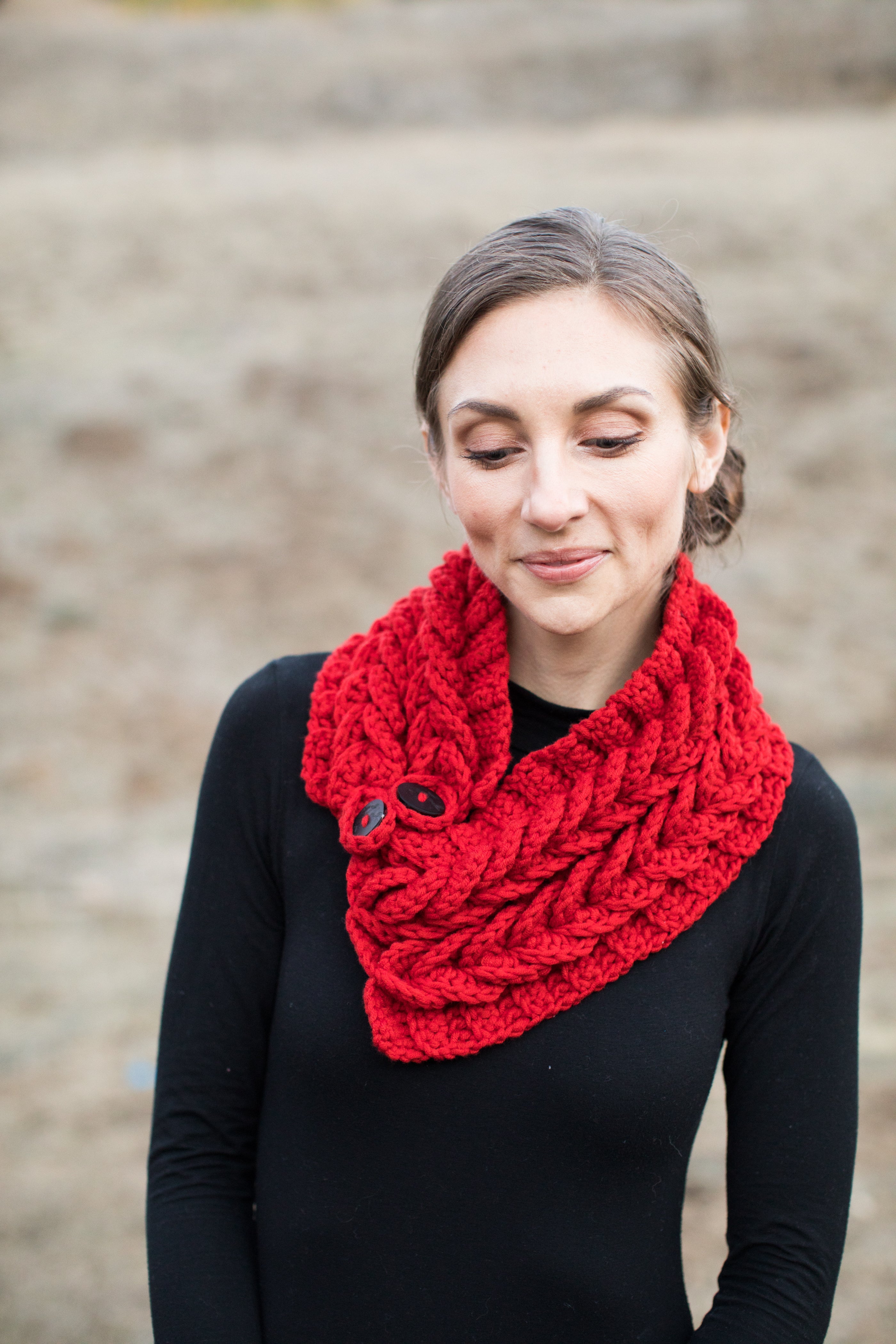 Laura Cowl Scarf Maroon